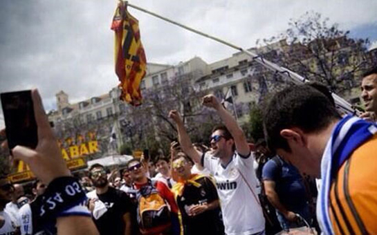 آتش زدن پرچم بارسلونا, آتش زدن پیراهن بارسلونا