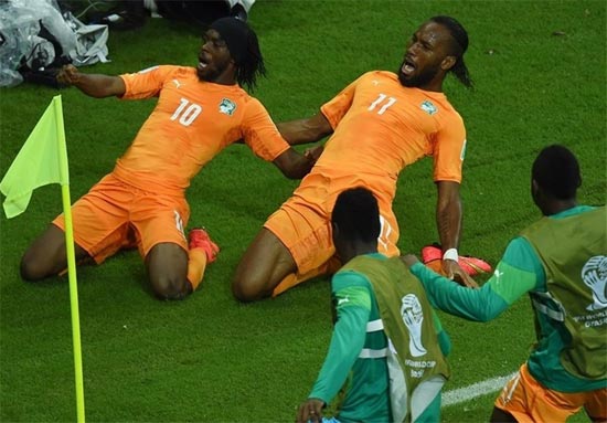 عکسهای بازی ساحل عاج و ژاپن