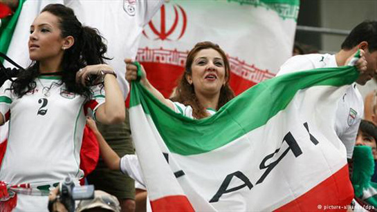 تماشاگران زن ایرانی
