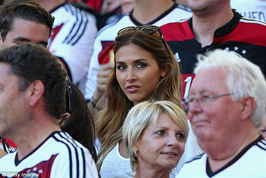 آن کاترین برومل همسر ماریو گوتزه زننده گل قهرمانی آلمان
